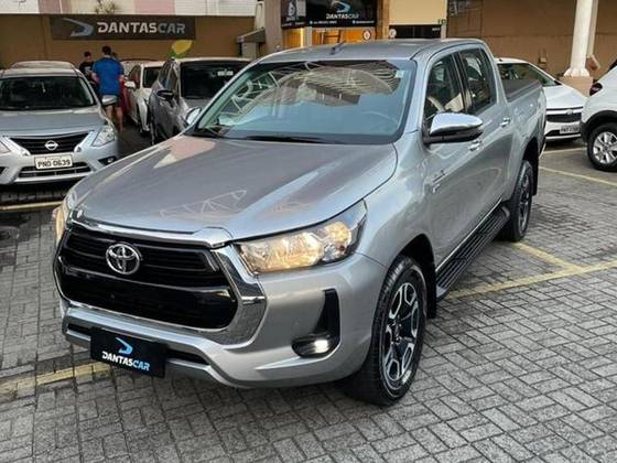 TOYOTA HILUX 2.7 VVT-i FLEX CD SRV 4X4 AUTOMÁTICO